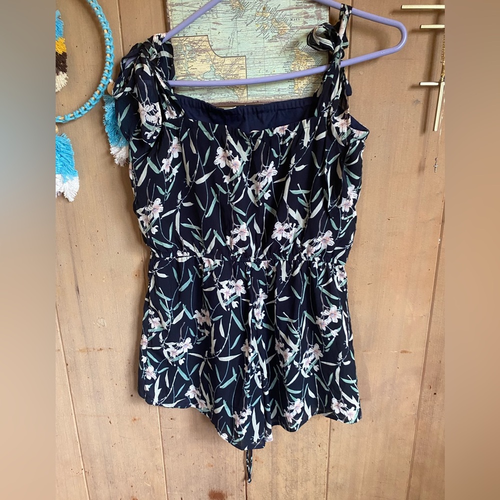 Spring Floral Romper - Picture 2 of 3